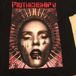 Pat McGrath Labs Mothership V T-shirt